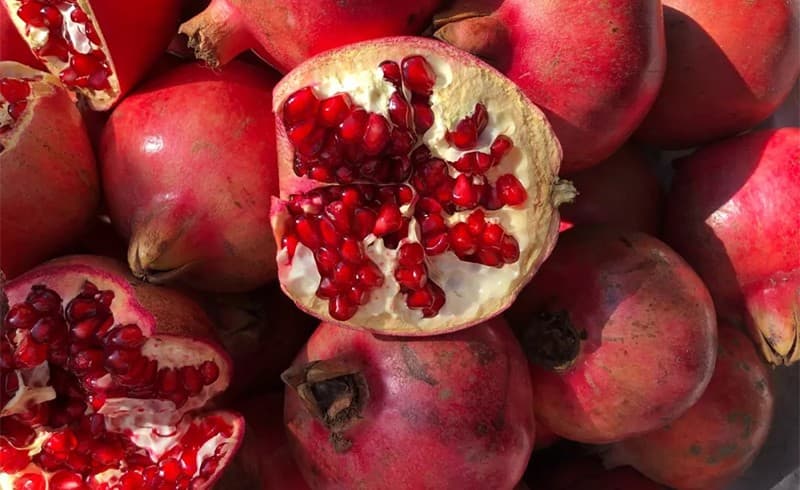 China-is-a-big-importer-of-pomegranates