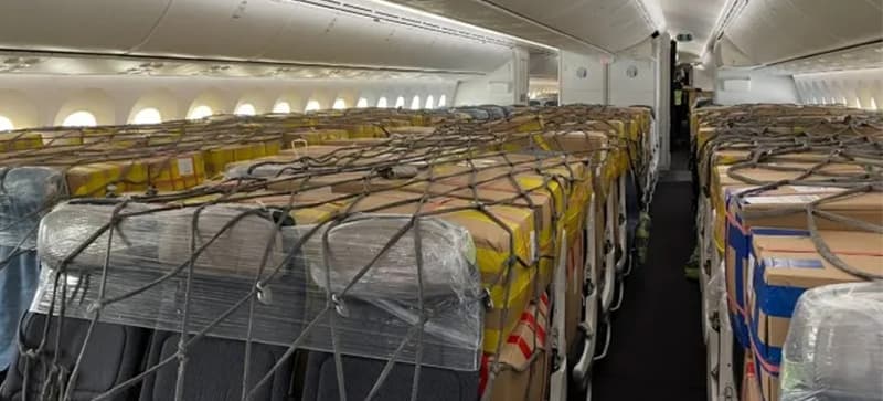 Regular fright route between China and Mexico Regular fright route between China and Mexico