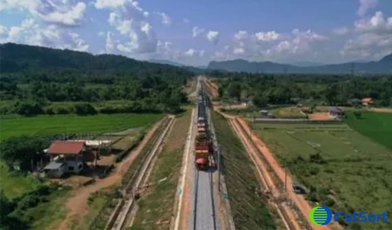 China-thailand-border-trade China-thailand-border-trade