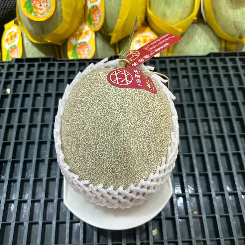 Cantaloupe weight sorting machine