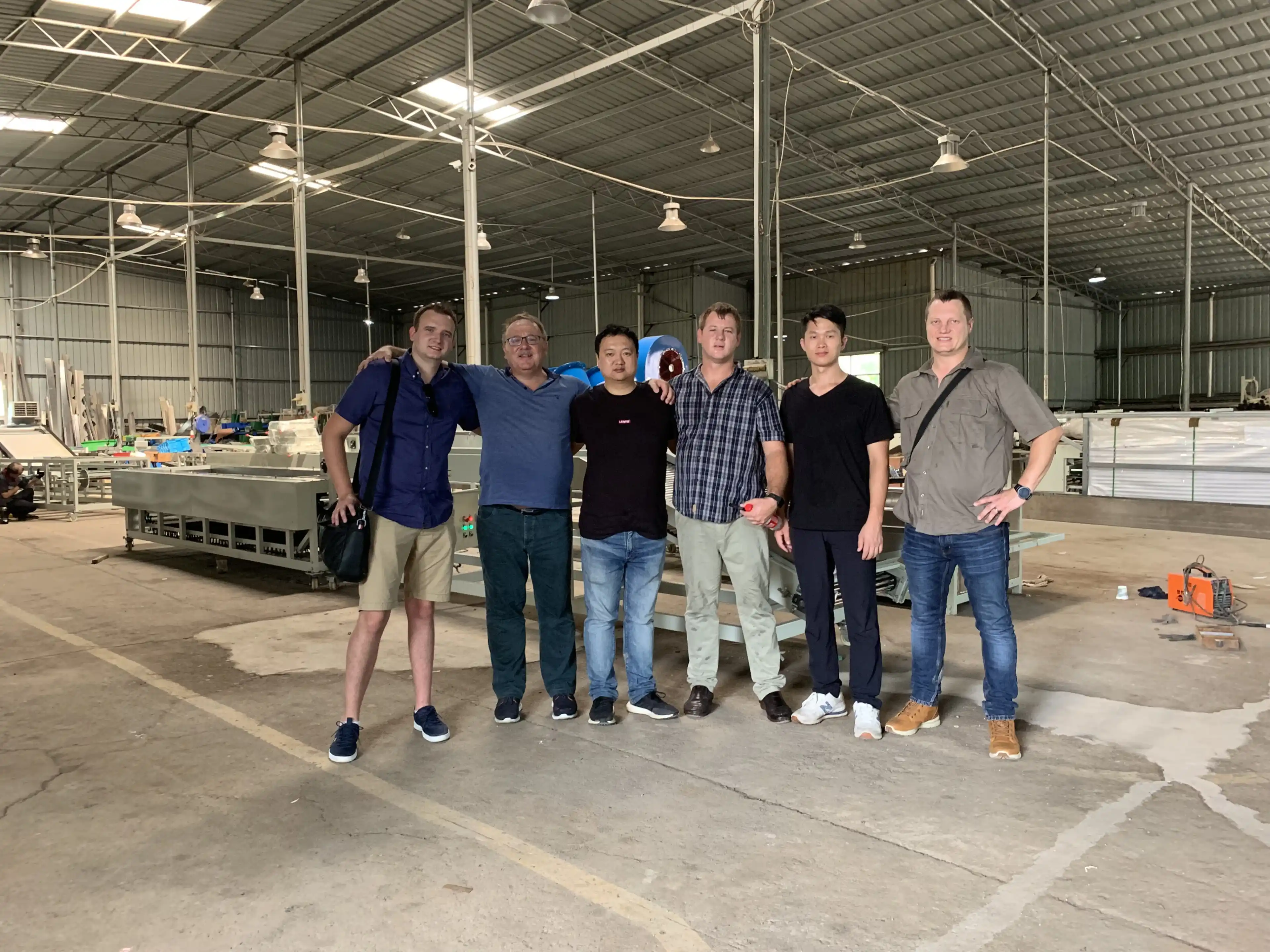 Welcome, customers from South Africa and Denmark visited our factory