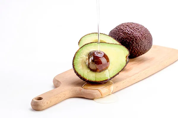 Los productores de aguacate comienzan a producir aceite de aguacate premium