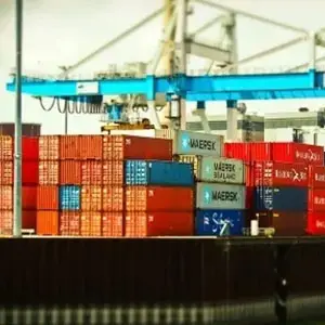 Global shipping prices continue to soar