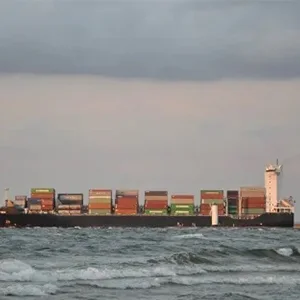 Seaborne prices continue to rise, and fruit and vegetable trade is hindered