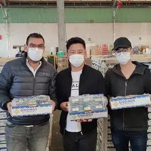 2020's first container of Chilean blueberries arrived in Shanghai